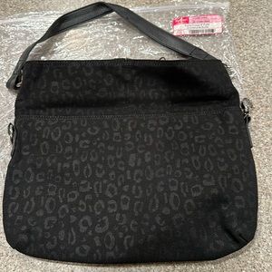 NWT ThirtyOne Suite Cross N’ Fold Safari Black purse